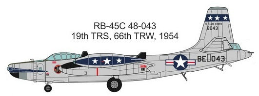 Valom 1/72 N.A. RB-45C Tornado + Mark 7 nuclear bomb