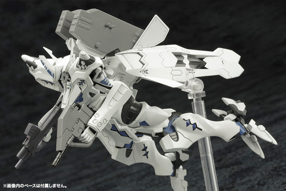 Kotobukiya 1/144 Muv Luv Alternative Series Takemikaduchi Type-00A, Action Figure Kit