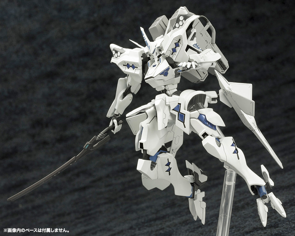 Kotobukiya 1/144 Muv Luv Alternative Series Takemikaduchi Type-00A, Action Figure Kit