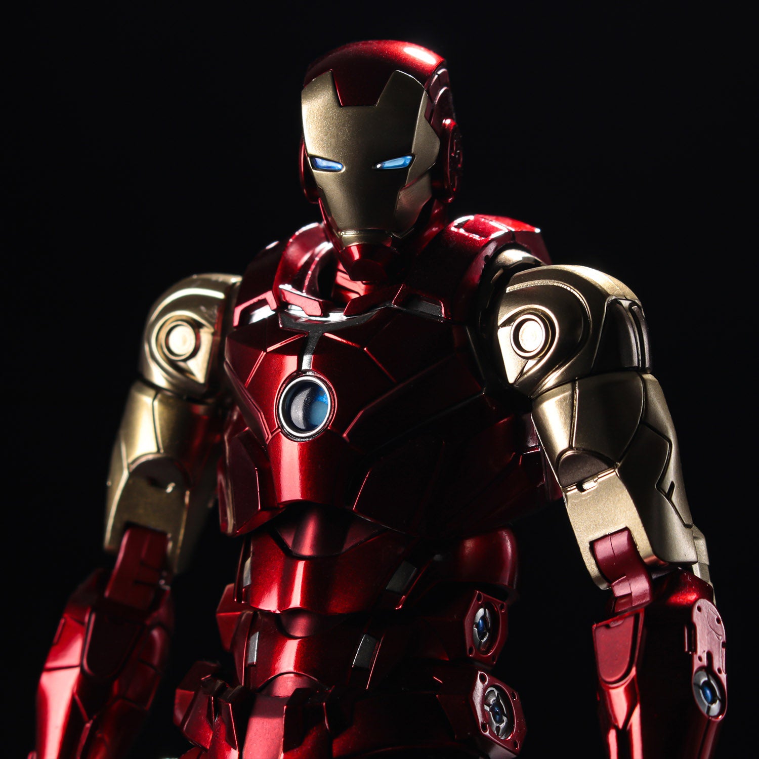 Sentinel Fighting Armor Iron Man "Marvel"