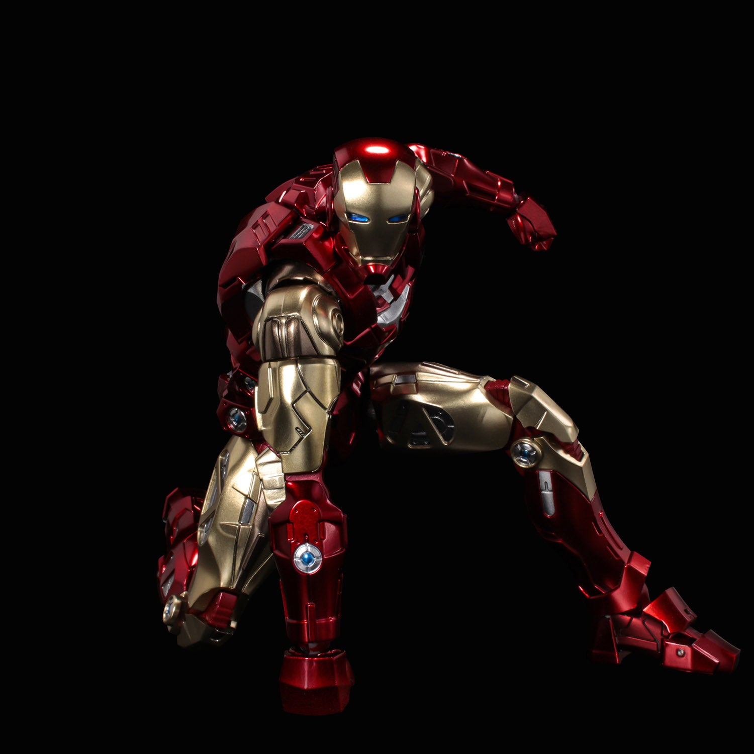 Sentinel Fighting Armor Iron Man "Marvel"