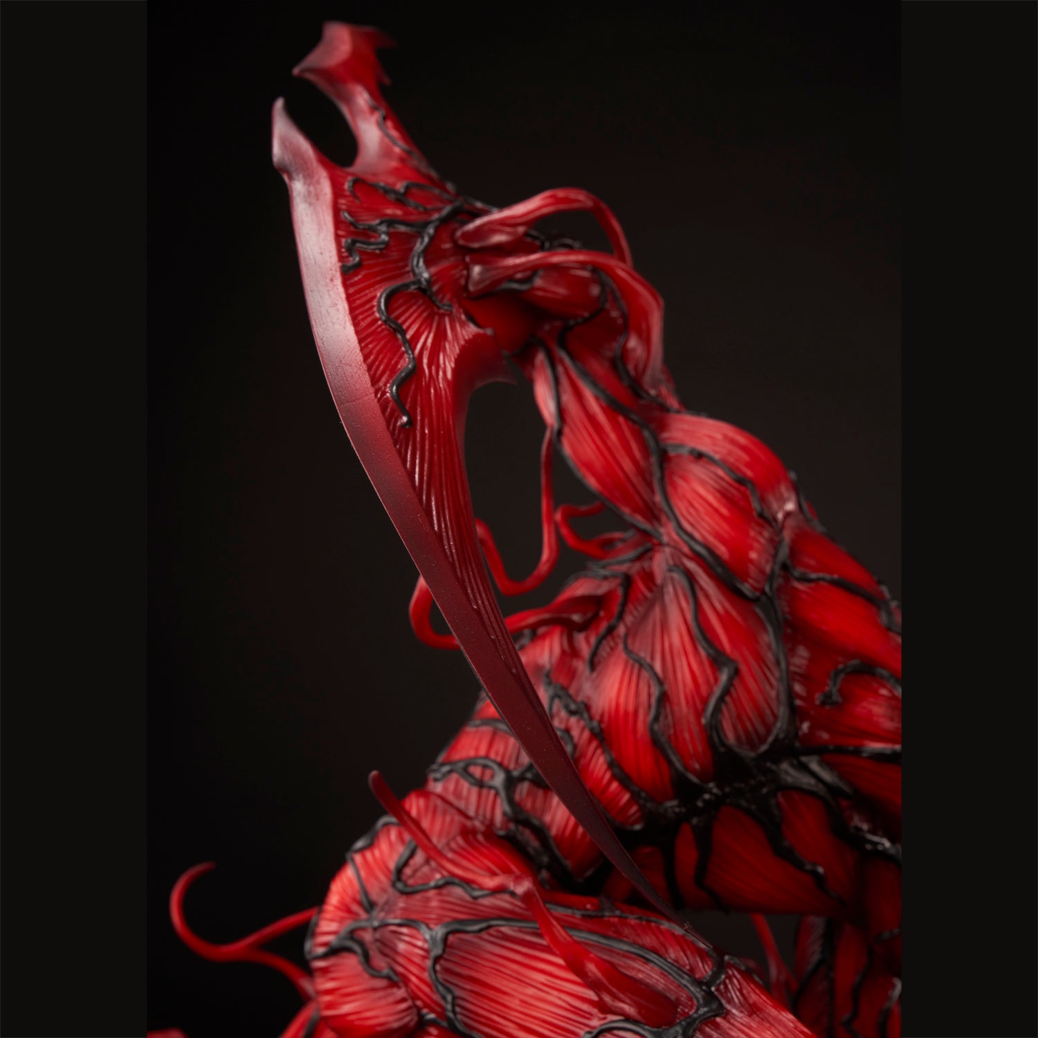 Sentinel Sofbinal Carnage 'Marvel' Statue