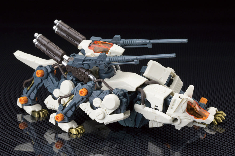 Kotobukiya 1/72 Zoids RHI-3 Command Wolf Repackage Ver., Action Figure Kit