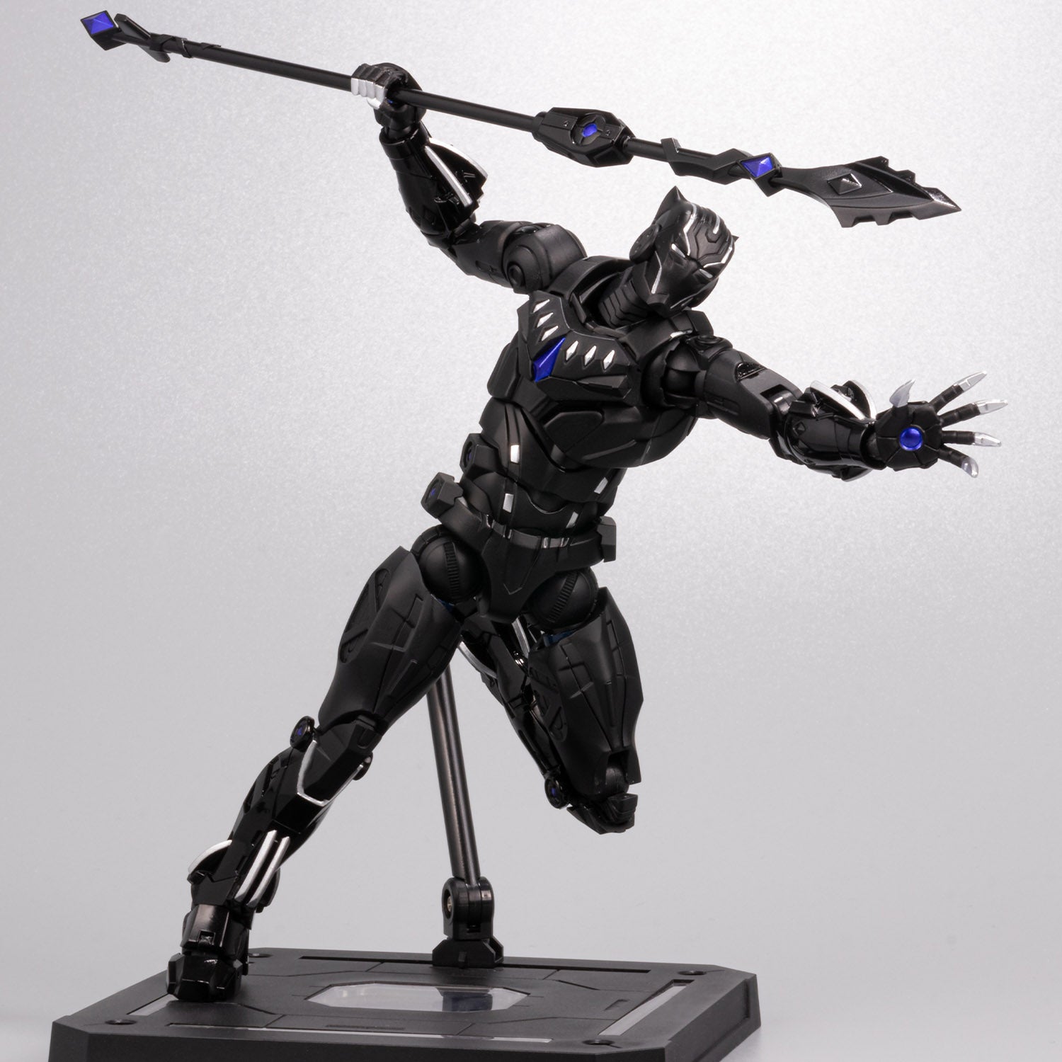 Sentinel Fighting Armor Black Panther "Marvel"