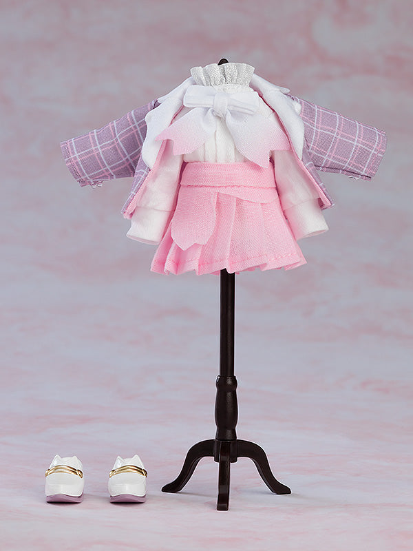 Good Smile Company Character Vocal Series 01: Hatsune Miku Series Sakura Miku Hanami Outfit Ver. Nendoroid Doll