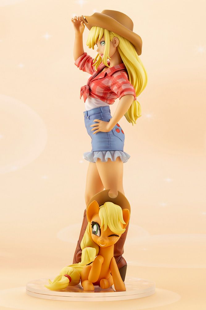 Kotobukiya 1/7 Applejack Bishoujo Statue, My Little Pony Series Printed and Assembled Figure Kit