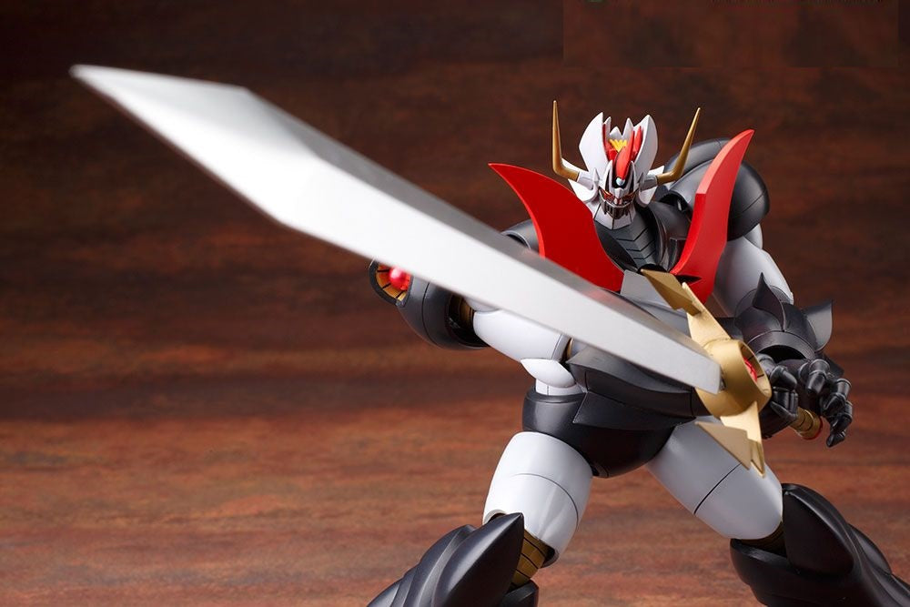 Kotobukiya Mazinger Z - Mazinkaiser (9.06 Inch Tall approx) Full Action Model Kit