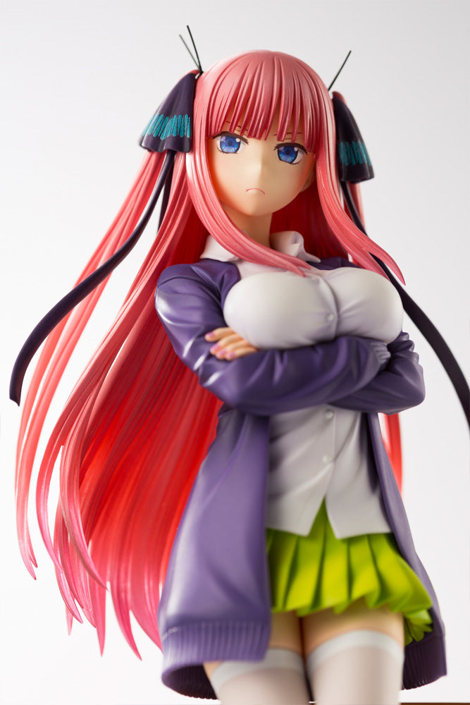 Kotobukiya 1/8 The Quintessential Quintuplets Series - Nino Nakano, PVC Figure (8.67 Inches)