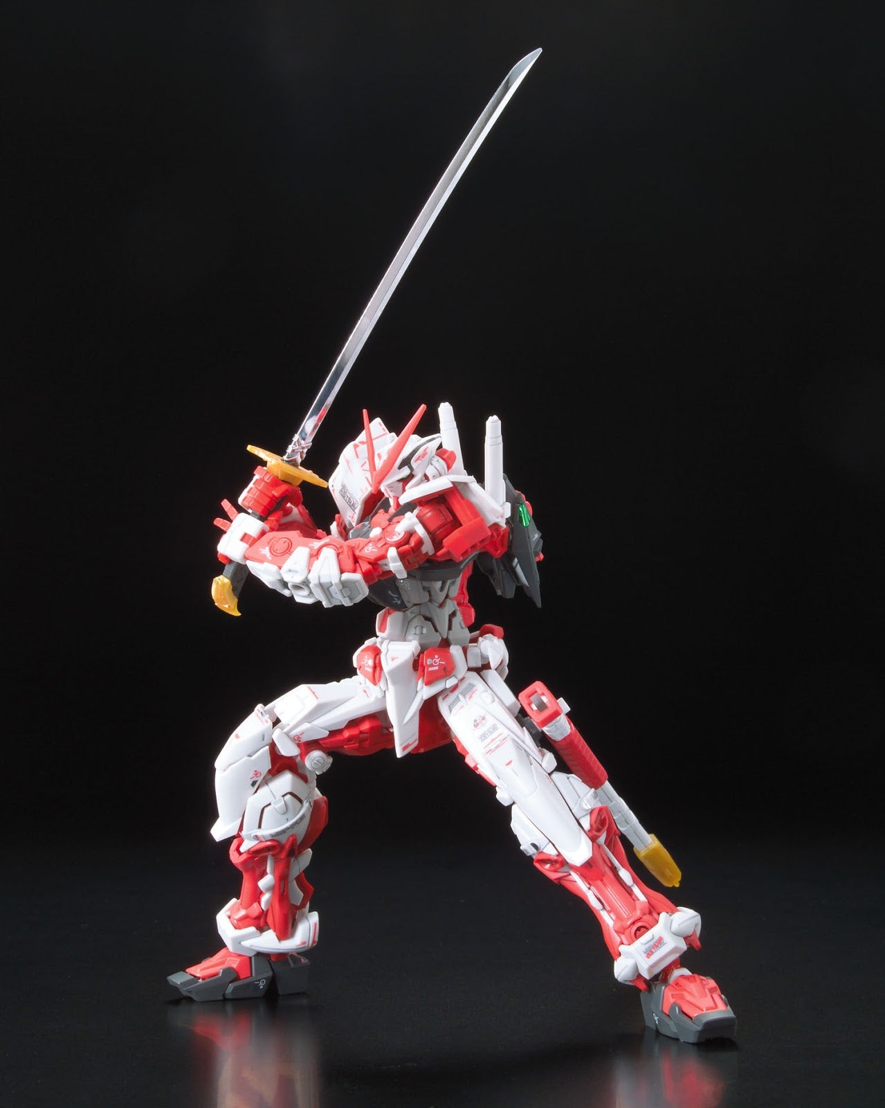 RG 1/144 MBF-P02 Gundam Astray Red Frame