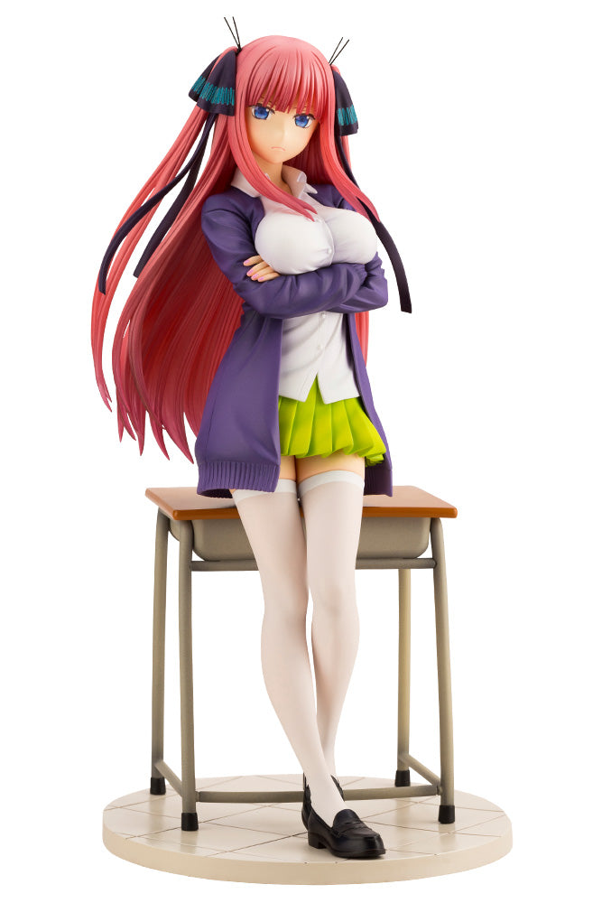 Kotobukiya 1/8 The Quintessential Quintuplets Series - Nino Nakano, PVC Figure (8.67 Inches)