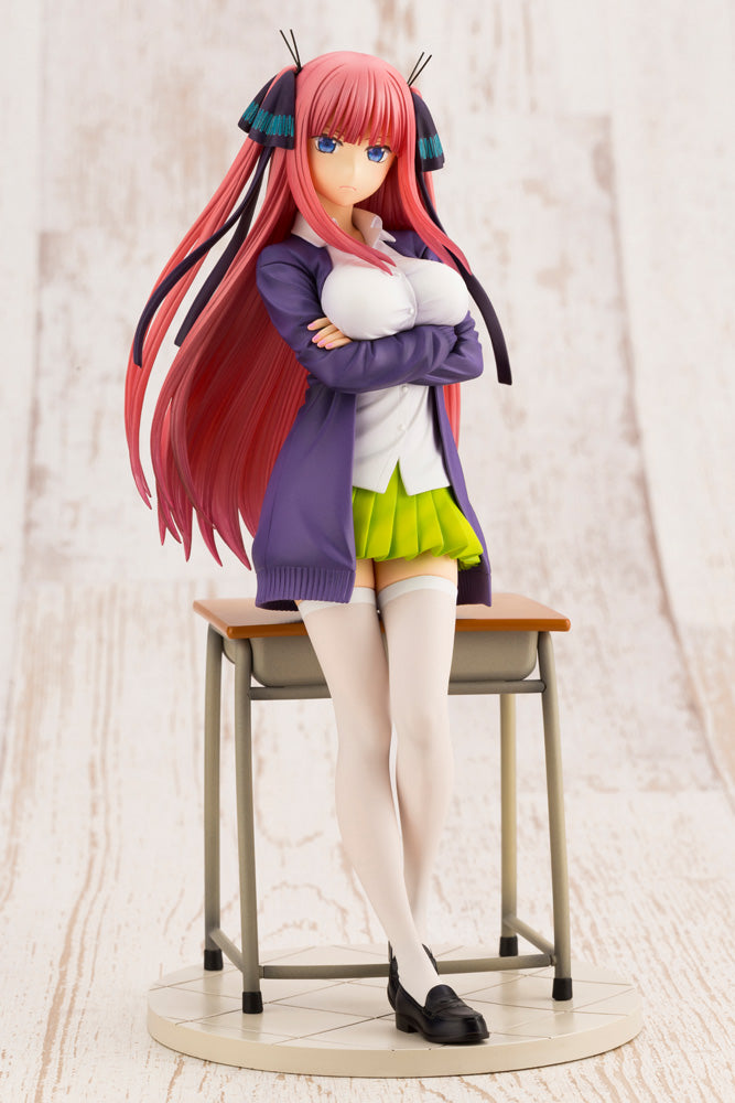 Kotobukiya 1/8 The Quintessential Quintuplets Series - Nino Nakano, PVC Figure (8.67 Inches)