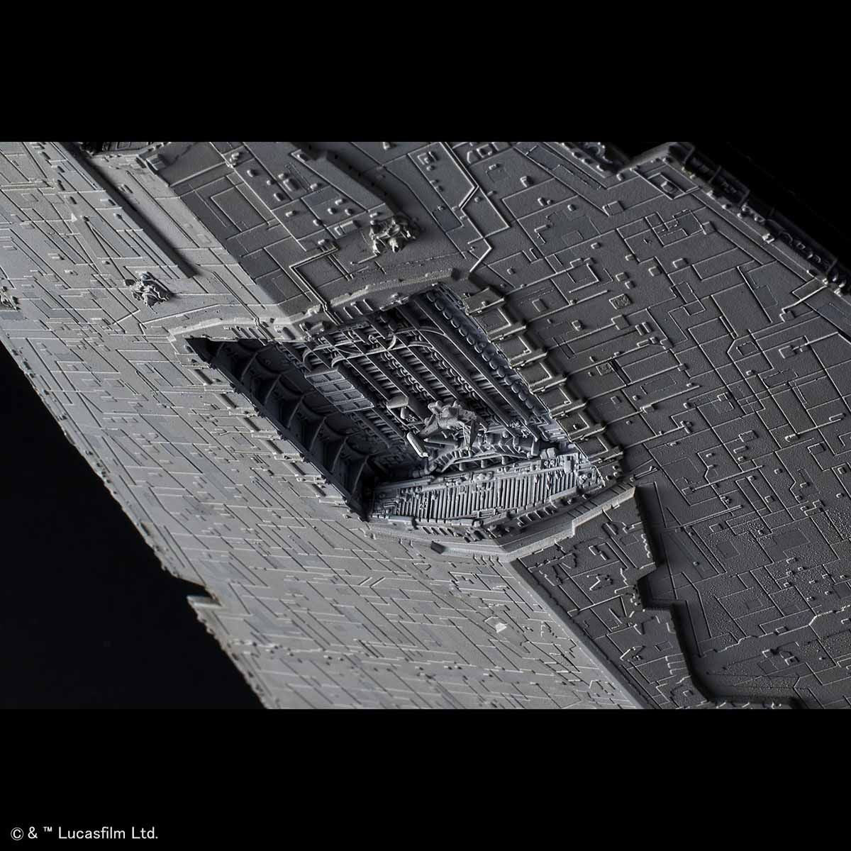 Bandai Star Destroyer 'Star Wars', Bandai Star Wars Plastic Vehicle 1/ 5000 Model