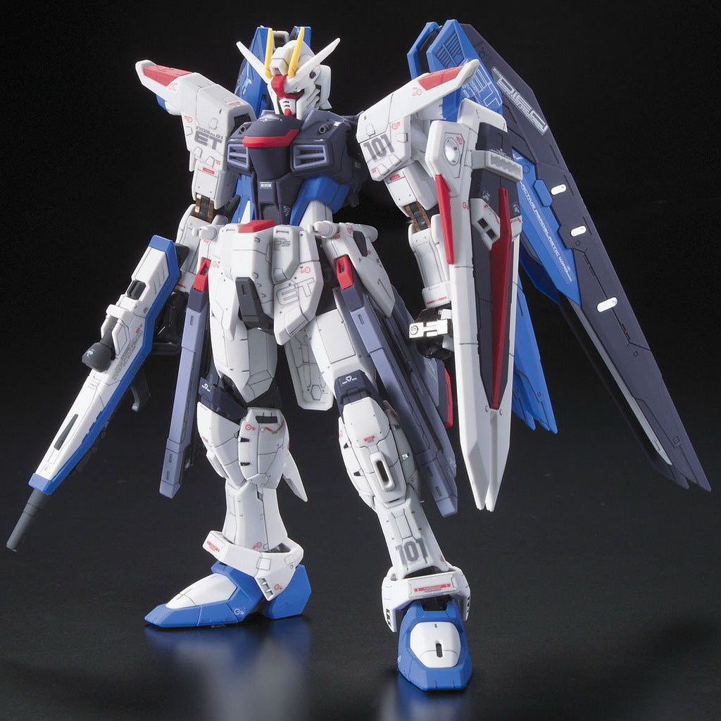 Bandai #5 Freedom Gundam 'Gundam SEED', Bandai RG