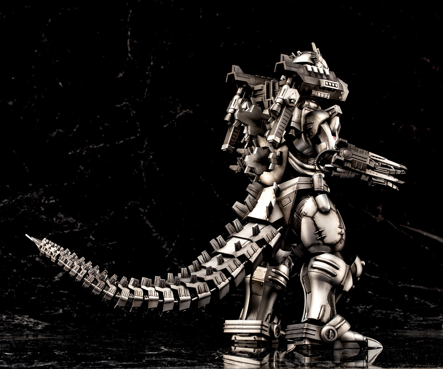 Aoshima Mechagodzilla KIRYU Heavy Armor (9.45 Inch approx)