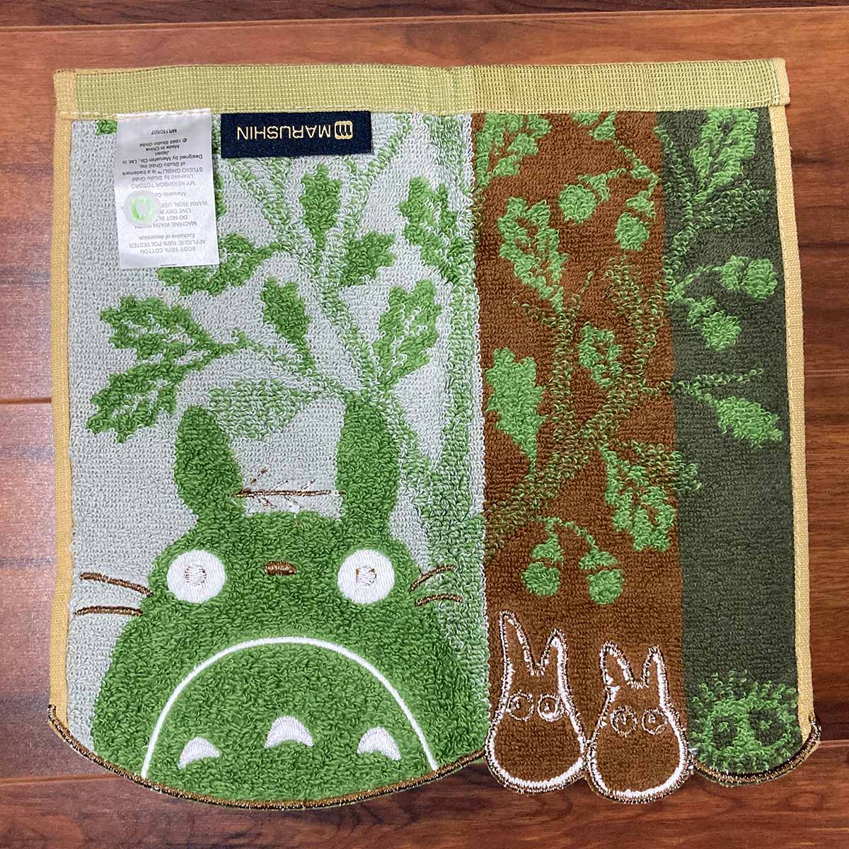 Marushin Totoro and Acorn Tree Mini Towel 'My Neighbor Totoro'