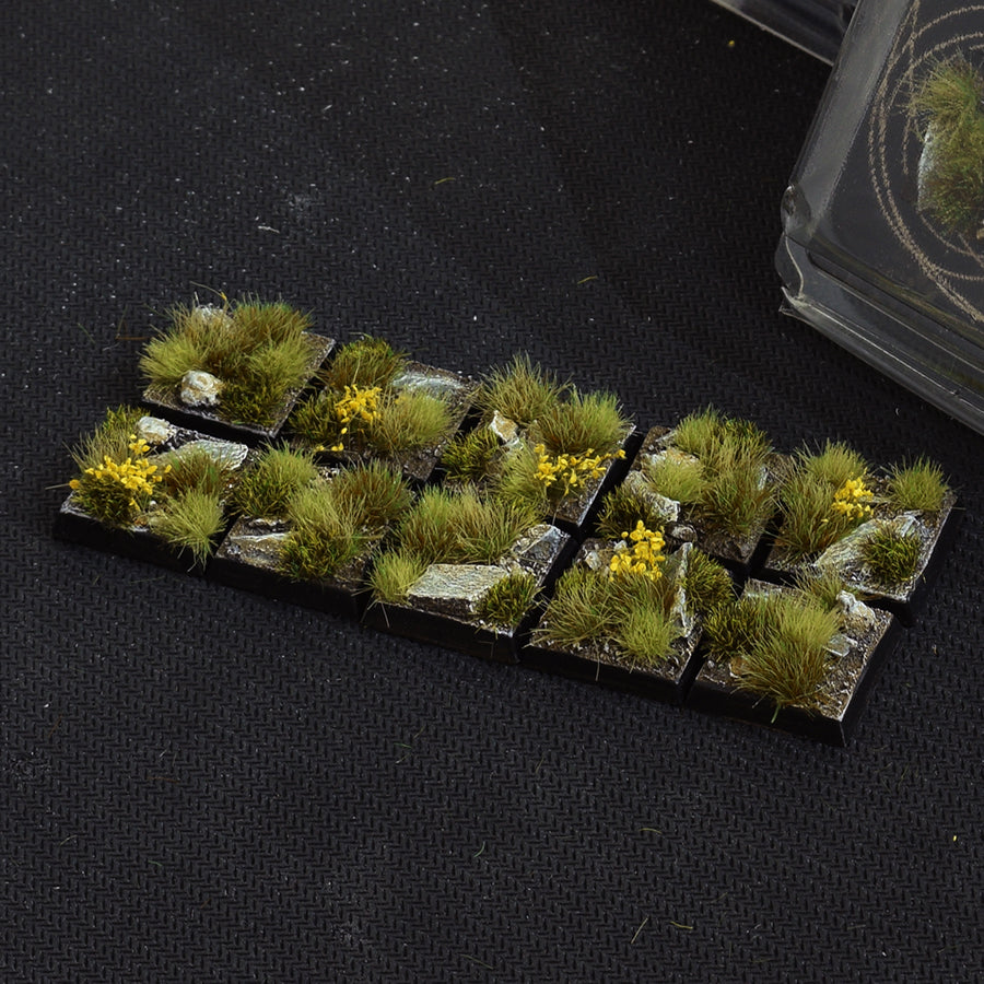 Gamers Grass Battle Ready Bases - Highland - Square 20mm (x10)