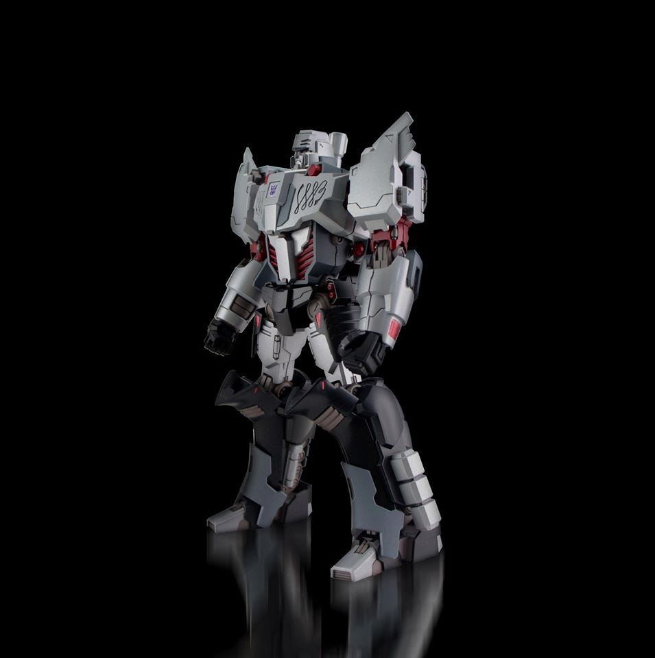 Flame Toys Megatron IDW (Decepticon Ver) 'Transformers' Furai Model