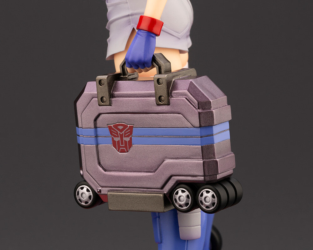 Kotobukiya 1/7 Transformers Series Optimus Prime Deluxe Edition Bishoujo, Pre-Painted PVC Statue