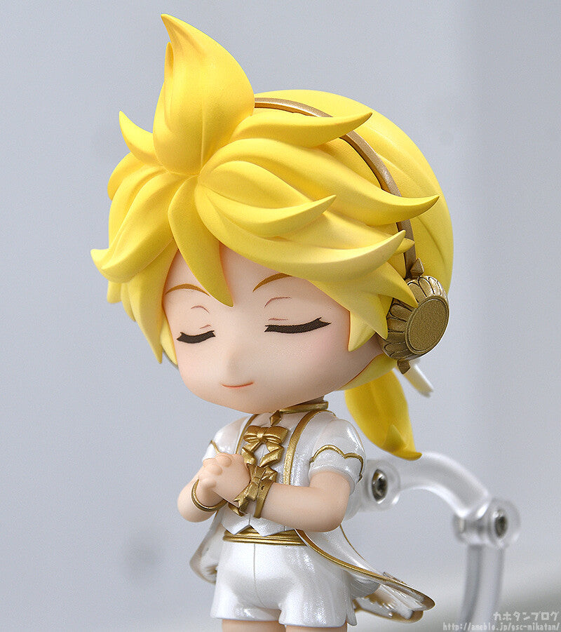 Good Smile Company Character Vocal Series 02: Kagamine Rin/Len Series Len Symphony 2022 Ver. Nendoroid Doll