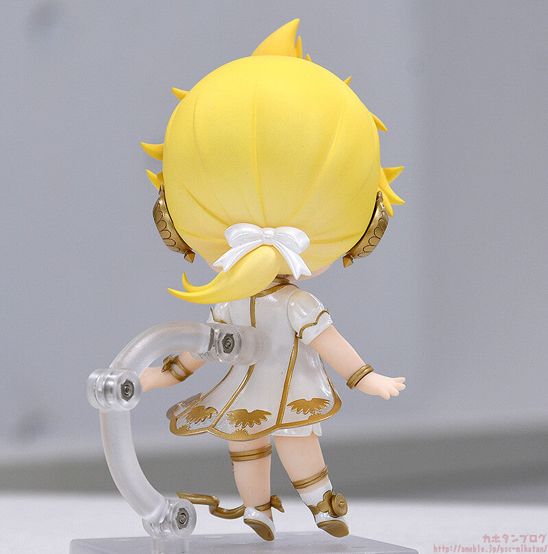 Good Smile Company Character Vocal Series 02: Kagamine Rin/Len Series Len Symphony 2022 Ver. Nendoroid Doll