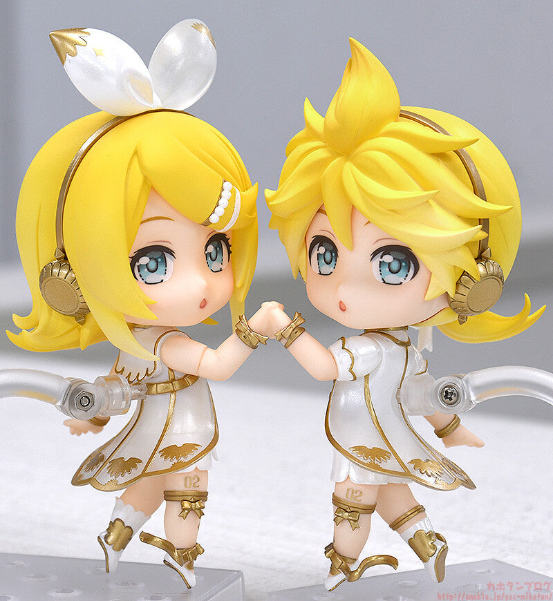 Good Smile Company Character Vocal Series 02: Kagamine Rin/Len Series Len Symphony 2022 Ver. Nendoroid Doll