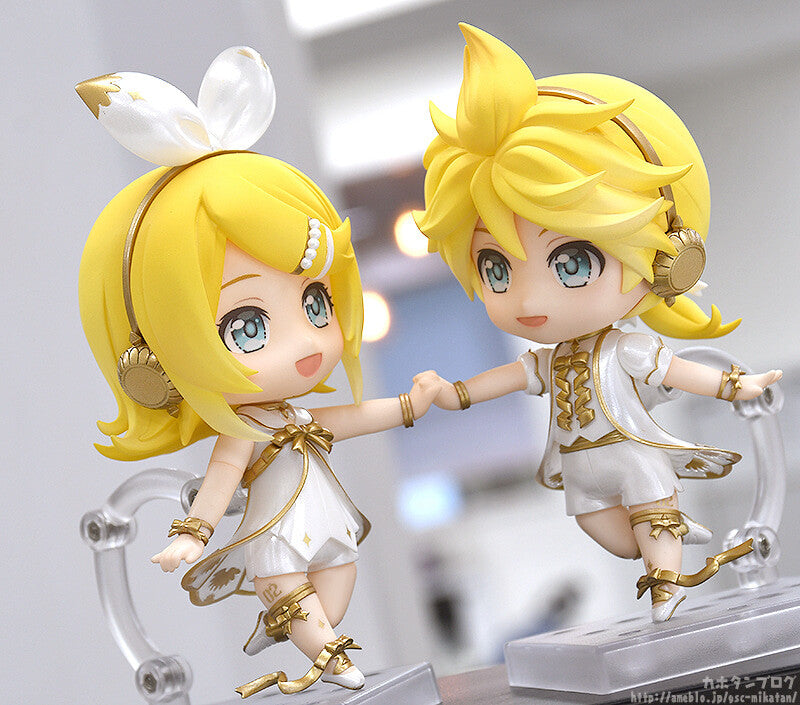 Good Smile Company Character Vocal Series 02: Kagamine Rin/Len Series Len Symphony 2022 Ver. Nendoroid Doll