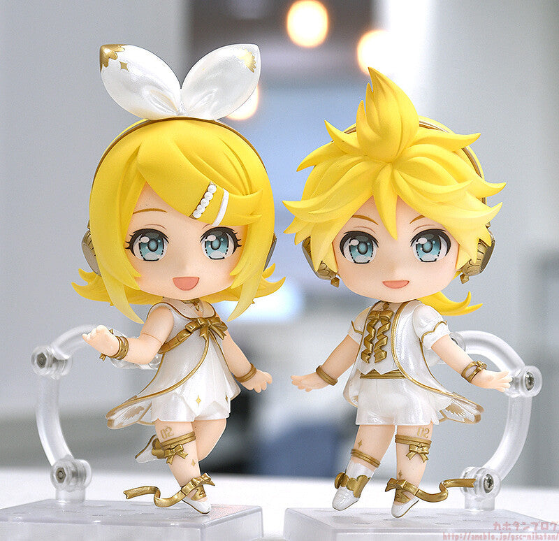 Good Smile Company Character Vocal Series 02: Kagamine Rin/Len Series Len Symphony 2022 Ver. Nendoroid Doll