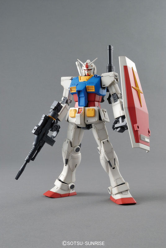 機動戦士ガンダム:The Origin - RX-78-02 Gundam - MG - 1/100(Bandai)