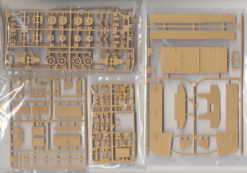 Asuka 1/35 British Army Sherman 3 Direct Vision Type (with Early VVSS Suspension)