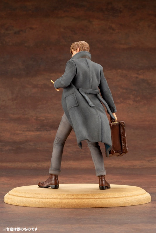 KOTOBUKIYA ARTFX+ Newt Scamander