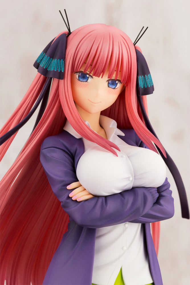 Kotobukiya 1/8 The Quintessential Quintuplets Series - Nino Nakano, PVC Figure (8.67 Inches)