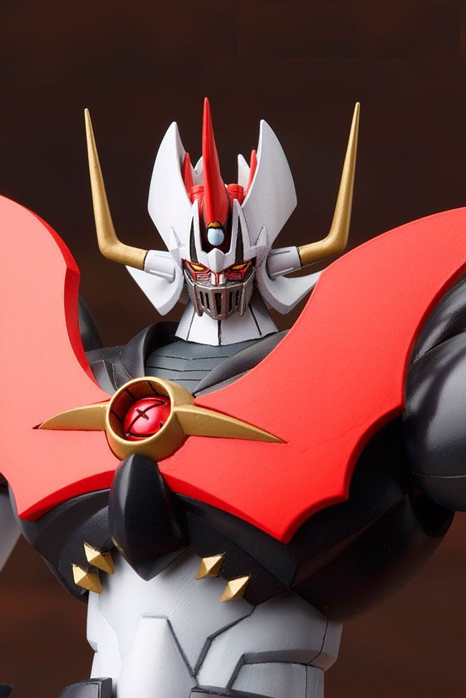 Kotobukiya Mazinger Z - Mazinkaiser (9.06 Inch Tall approx) Full Action Model Kit