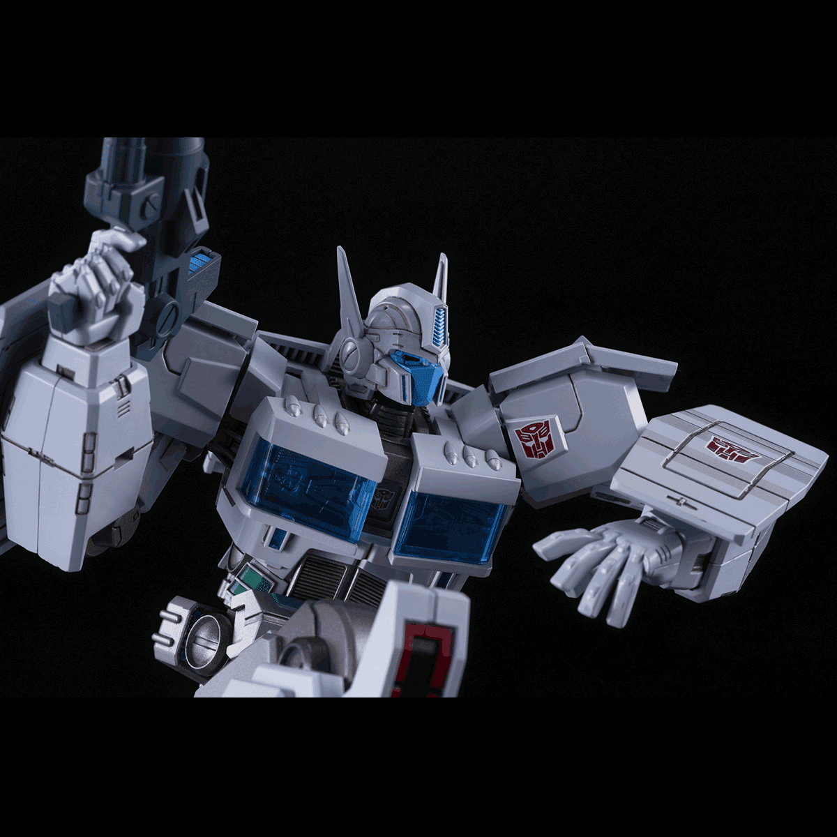 Flame Toys Furai Ultra Magnus (IDW Ver.) 'Transformers'