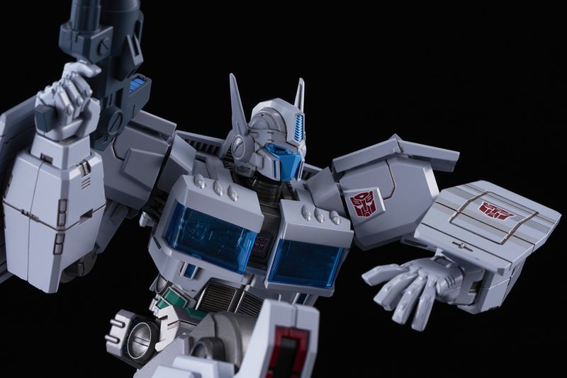 Flame Toys Furai Ultra Magnus (IDW Ver.) 'Transformers'