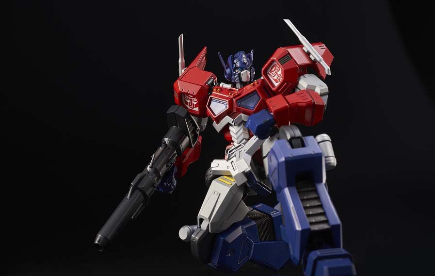 Flame Toys Furai Model Optimus Prime (Attack Mode) 'Transformers'