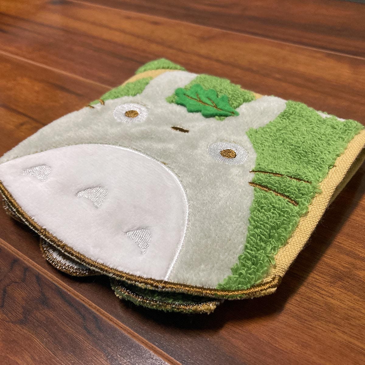 Marushin Totoro and Acorn Tree Mini Towel 'My Neighbor Totoro'