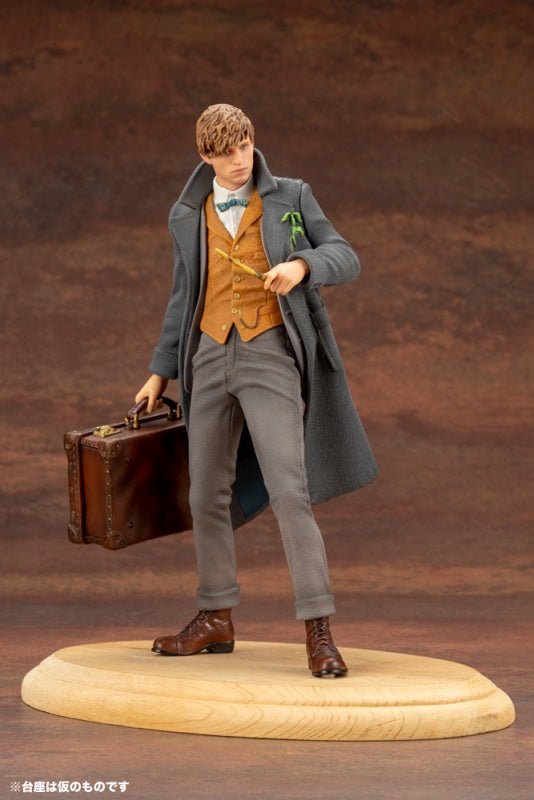 KOTOBUKIYA ARTFX+ Newt Scamander