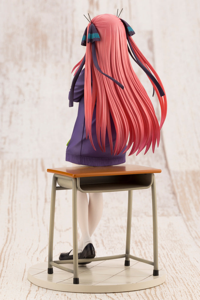 Kotobukiya 1/8 The Quintessential Quintuplets Series - Nino Nakano, PVC Figure (8.67 Inches)